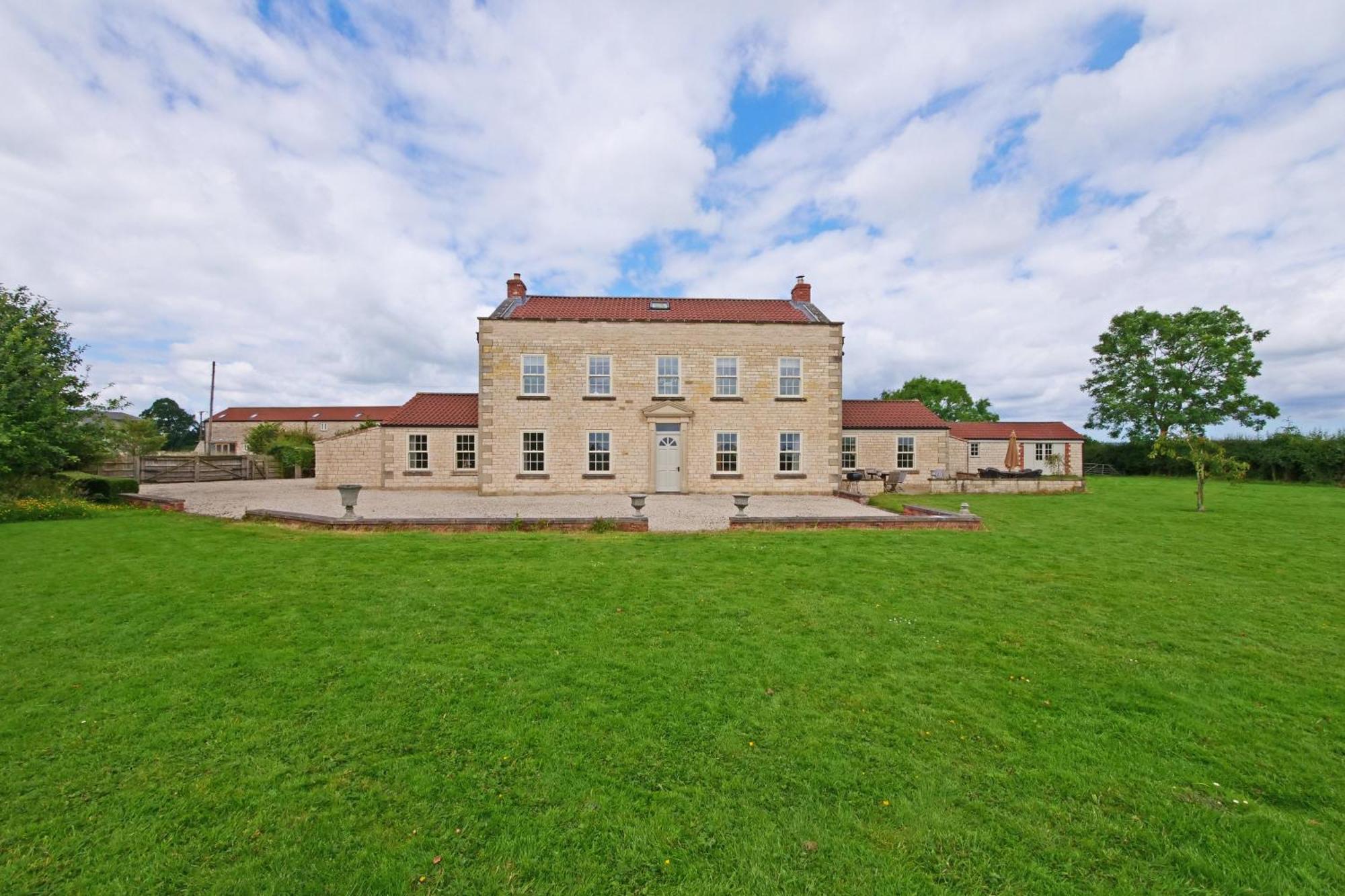 Salton Lodge Exterior photo